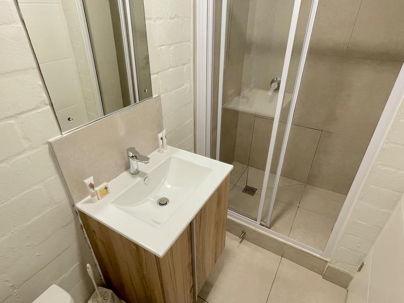 2 Bedroom Property for Sale in Diep River Western Cape